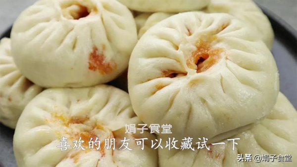 香辣豆腐包子，皮薄餡足，鮮嫩味美，一次3個吃不夠，太香了