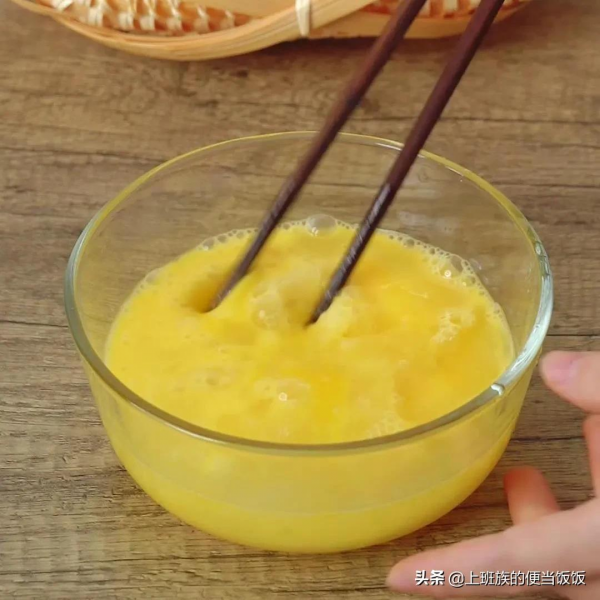 蒸蛋最正確的吃法,口感豐富,連吃一週都不膩 蒸蛋最正確的吃法,口感豐富,連吃一週都不膩