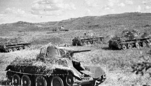 杜聿明的作戰指揮水平到底怎麼樣?粟裕一句話點評 杜聿明的作戰指揮水平到底怎麼樣?粟裕一句話點評