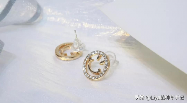 “大腸髮圈”過時了?這款配飾才好看 “大腸髮圈”過時了?這款配飾才好看