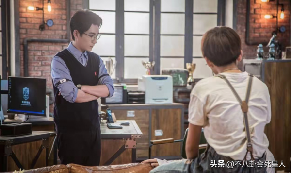 這7位明星，從“背景板”升到“頂流”，僅靠一部劇就完成逆襲