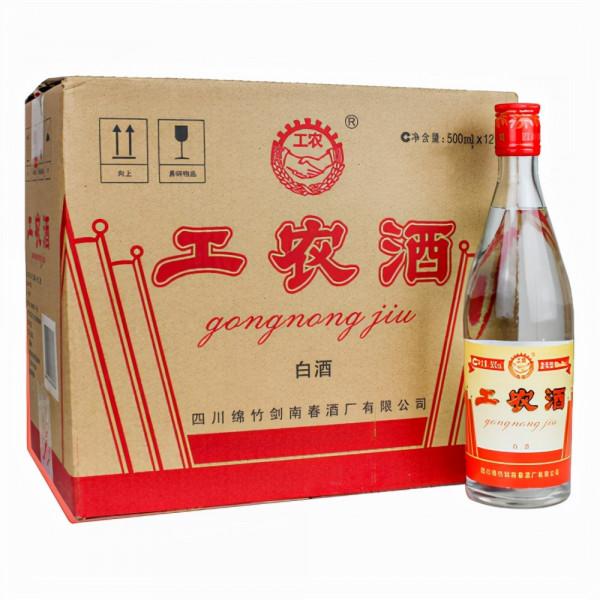 這幾種包裝樸素的白酒價格不高,卻是實打實的好貨,老酒友經常買 這幾種包裝樸素的白酒價格不高,卻是實打實的好貨,老酒友經常買