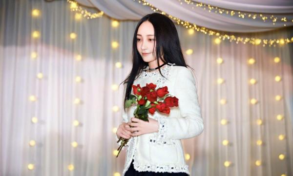 45歲的馬伊琍，用了22年尋愛，卻在同一種男人身上栽了兩次