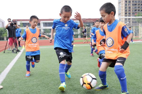 國足為什麼不行？地方勢力才是罪魁禍首