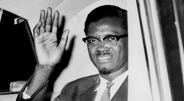 傳奇黑人盧蒙巴:痛斥白人,請蘇聯出兵,死後被肢解,只剩一顆牙 傳奇黑人盧蒙巴:痛斥白人,請蘇聯出兵,死後被肢解,只剩一顆牙