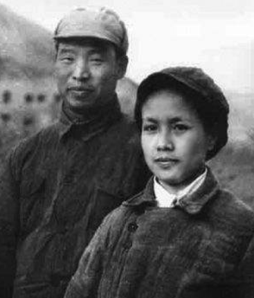 他受主席兩次重託，81歲成正國級，晚年評價毛主席：永遠的領袖