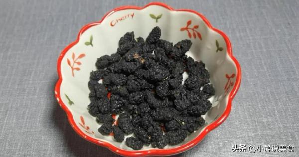 90歲爺爺常年用黑豆這樣吃，沒想到好處這麼多，身體越來越硬朗