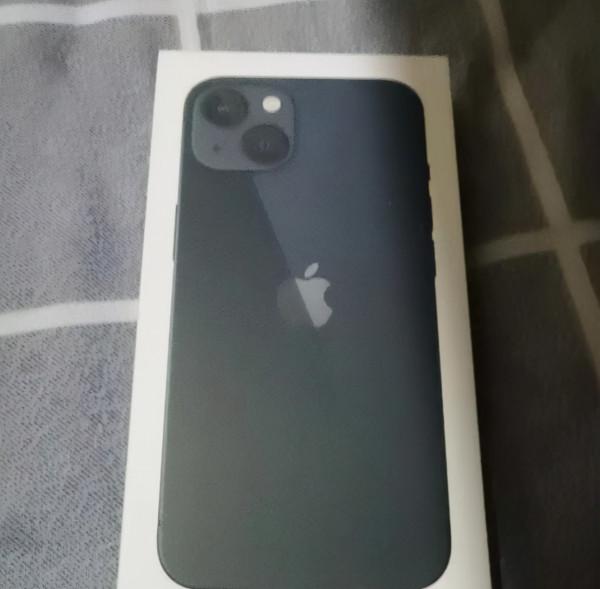 粉絲貪便宜買iPhone13,還沒拆封就發現是後封機 粉絲貪便宜買iPhone13,還沒拆封就發現是後封機