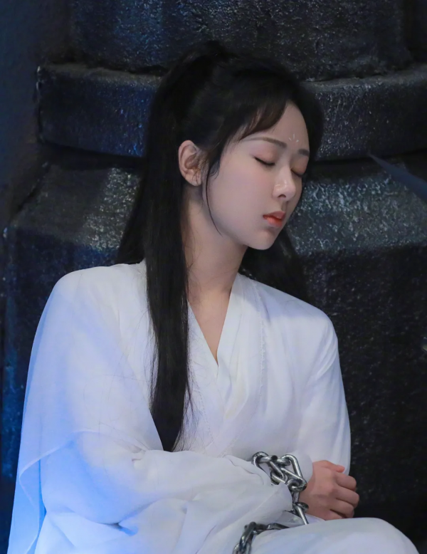 被罵上熱搜的玲娜貝兒，已經怒賺3110億