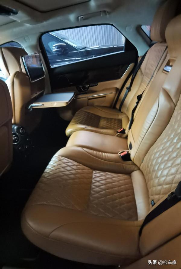 售價超百萬的捷豹，開4年只要22萬！老哥：我就喜歡撿撲街車