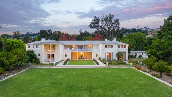 看看谷歌前 CEO的豪宅，你才明白什麼叫貧窮限制了想象力