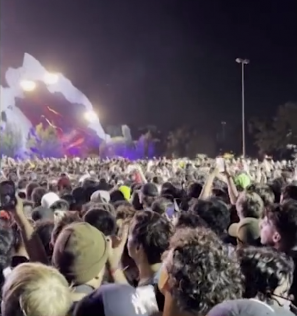 特朗普領銜十大“不怕新冠”名場面：拯救美國還是害死美國