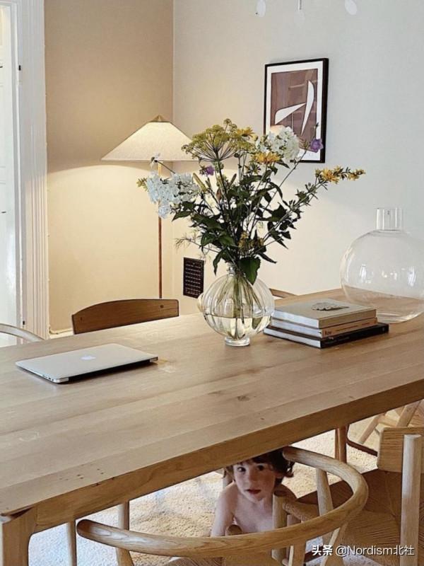 《空間》第46期:在瑞典老公寓裡,認真擁抱生活 《空間》第46期:在瑞典老公寓裡,認真擁抱生活