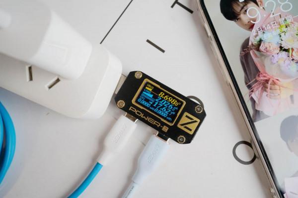 20W充電頭怎麼選？四款熱門產品對比體驗給你答案
