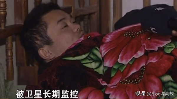 太悲慘，貧困學子考上名校學費3萬/年，卻退學躺床不起辱罵父母