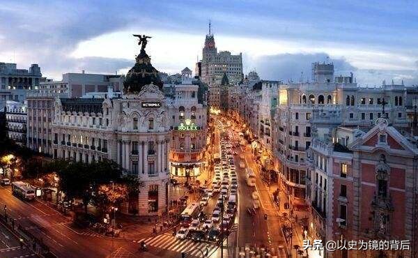 在共和制和君主制之間糾結的西班牙，100年不到，來回換了5次