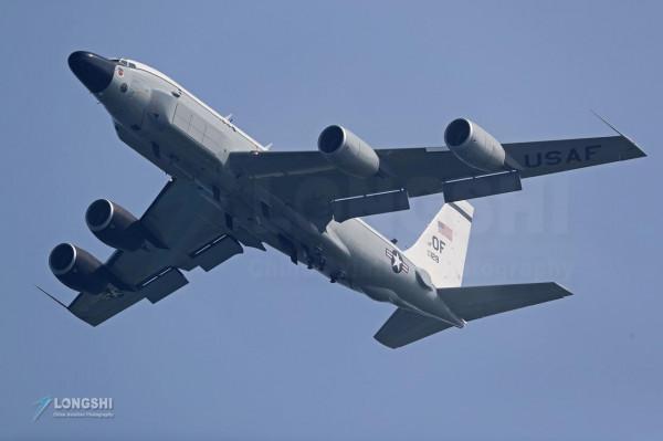 神舟十二號飛船返回,美軍導彈偵察機闖入南海,不放過偷窺的機會 神舟十二號飛船返回,美軍導彈偵察機闖入南海,不放過偷窺的機會