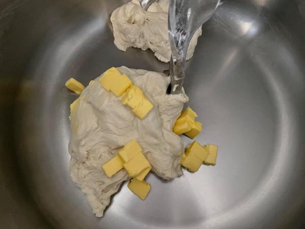 火遍街頭的「巖燒乳酪」靠擺地攤日進萬元,教你復刻同款配方 火遍街頭的「巖燒乳酪」靠擺地攤日進萬元,教你復刻同款配方