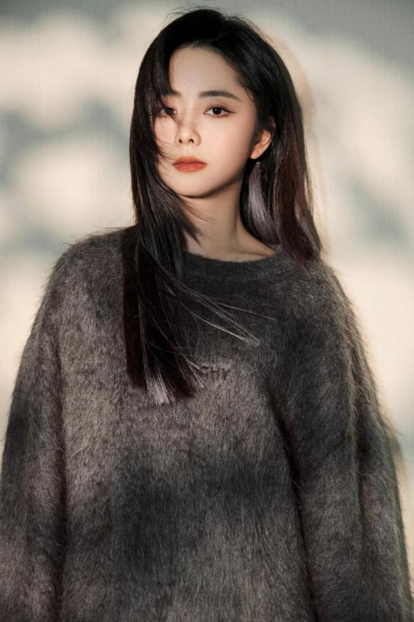 2&period;15美圖：楊冪、蔡徐坤、楊紫、李易峰、劉亦菲、劉詩詩、景甜