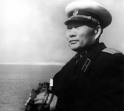 1955年授軍銜,十位將軍都擔任什麼職務?職務最高的是哪個? 1955年授軍銜,十位將軍都擔任什麼職務?職務最高的是哪個?