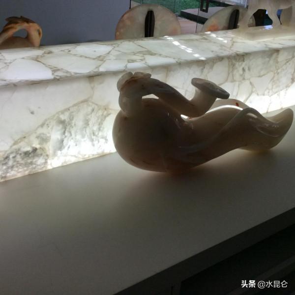 陰陽哲學探索系列之一百零七十五(以雌雄為例) 陰陽哲學探索系列之一百零七十五(以雌雄為例)