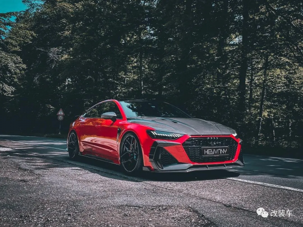 花100萬打造735馬力的奧迪RS7，3秒破百的碳纖維猛獸你們愛了嗎？