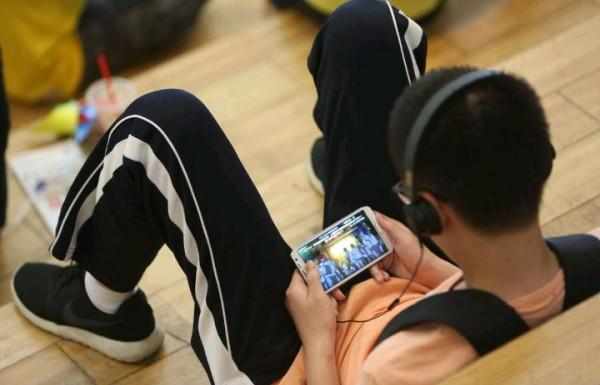 高三學生模擬考186分:父親從希望到失望,最後接受兒子的平凡 高三學生模擬考186分:父親從希望到失望,最後接受兒子的平凡