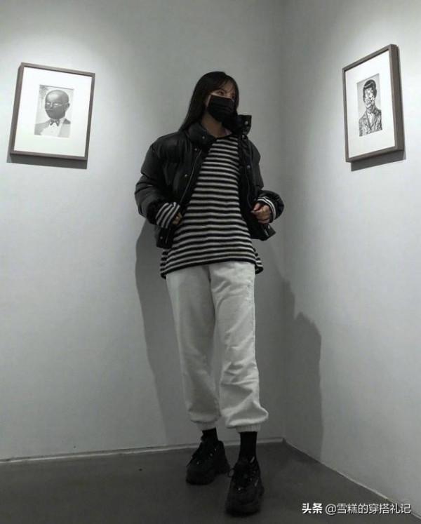 扔掉你的小黑褲吧!今年流行穿“豆腐褲”,穿上氣質好到讓人羨慕 扔掉你的小黑褲吧!今年流行穿“豆腐褲”,穿上氣質好到讓人羨慕