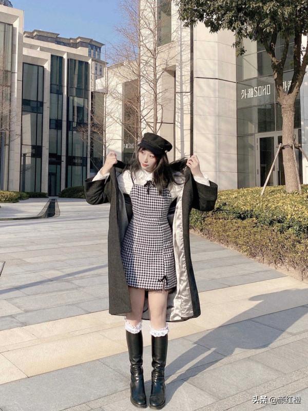 冬天不想露腳踝可以選擇高筒襪，學會這些選款小技巧，保暖又時髦