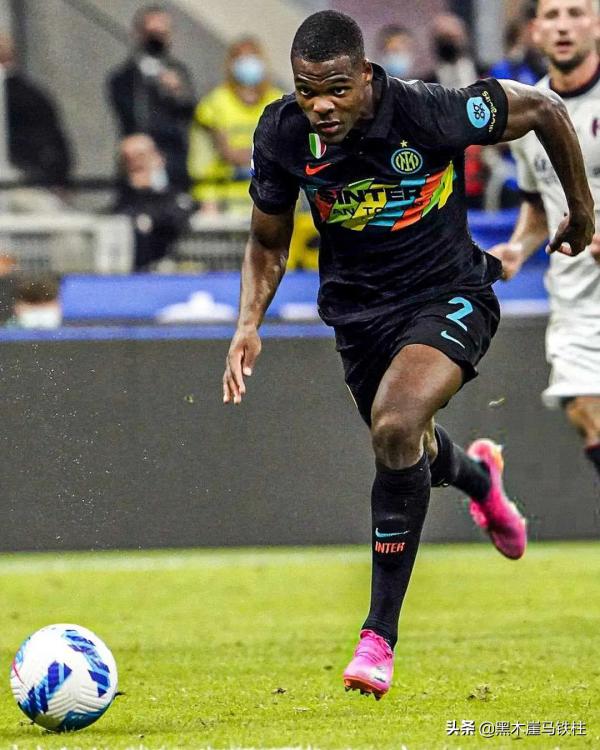 歐冠輸球聯賽撒氣，暴力國米6球一洗陰霾，小因扎吉人情味十足