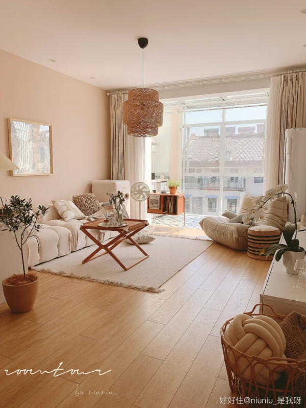 小客廳顯大又溫馨?這個家,我實名羨慕 小客廳顯大又溫馨?這個家,我實名羨慕