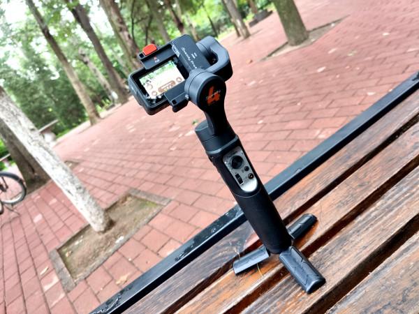 穩上加穩,浩瀚iSteady X Pro4三軸防潑水運動相機穩定器體驗 穩上加穩,浩瀚iSteady X Pro4三軸防潑水運動相機穩定器體驗
