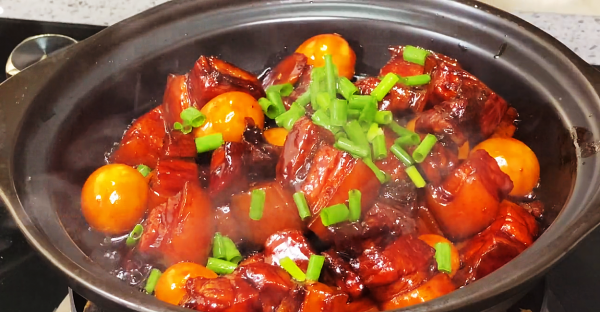 秋冬多給孩子做6道菜,葷素搭配合理,鈣量豐富,常吃個子竄得快 秋冬多給孩子做6道菜,葷素搭配合理,鈣量豐富,常吃個子竄得快