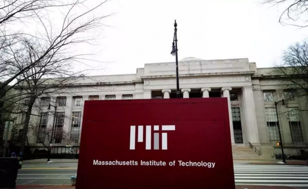 北大數學天才,畢業後在龍泉寺出家,與父母達成和解,8年後還俗 北大數學天才,畢業後在龍泉寺出家,與父母達成和解,8年後還俗