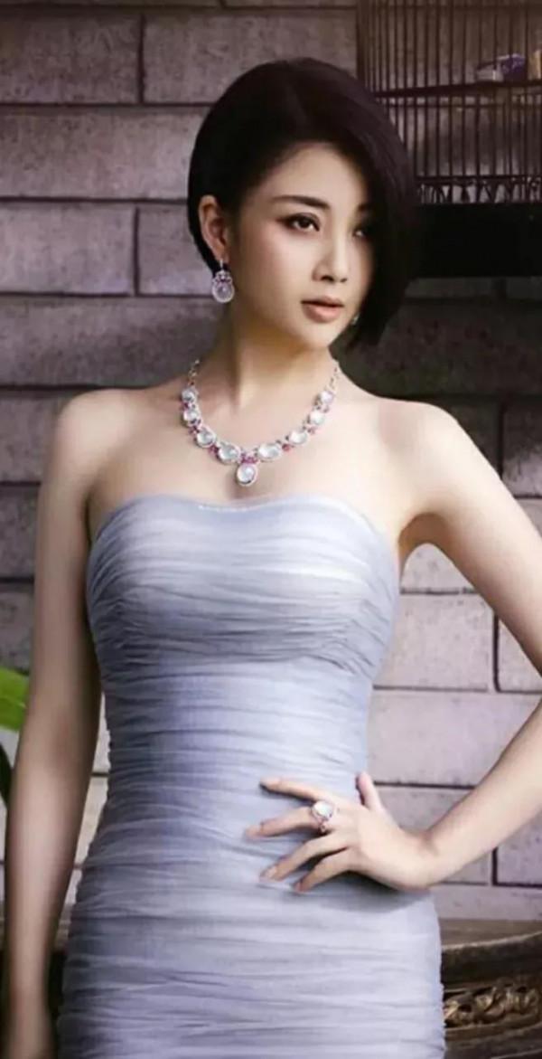 殷桃最可愛迷人的照片