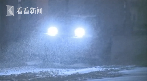 美國西部多州遭遇暴風雪 約11萬戶斷電沒有暖氣