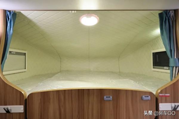 適合年輕人創業的房車!可2人舒適旅行,車內還有獨立辦公室? 適合年輕人創業的房車!可2人舒適旅行,車內還有獨立辦公室?