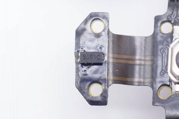 採用高通QCC3040藍芽主控,omthing首款降噪耳機AirFree2拆解報告 採用高通QCC3040藍芽主控,omthing首款降噪耳機AirFree2拆解報告