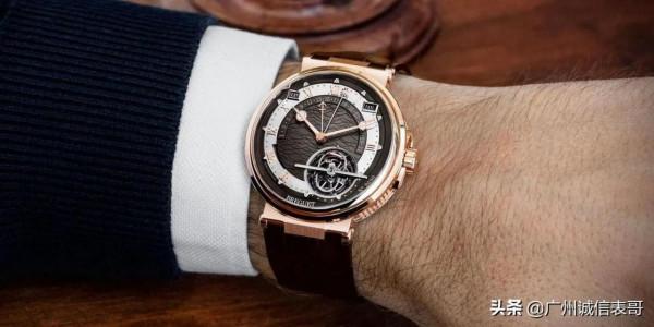 罕見的魅力：寶璣Marine 5887