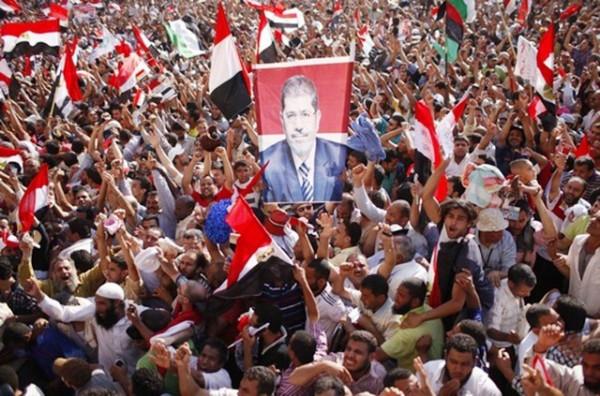 在法庭上神秘死亡的埃及前總統穆爾西和他背後的神秘組織 在法庭上神秘死亡的埃及前總統穆爾西和他背後的神秘組織