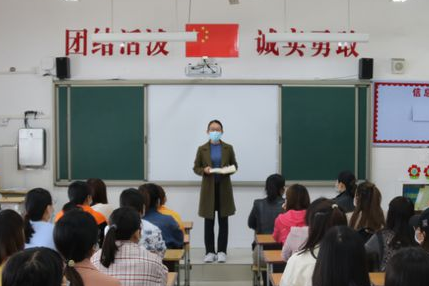 中小學改用“新課桌”,學生上課睡覺或成難題,家長終於能放心了 中小學改用“新課桌”,學生上課睡覺或成難題,家長終於能放心了