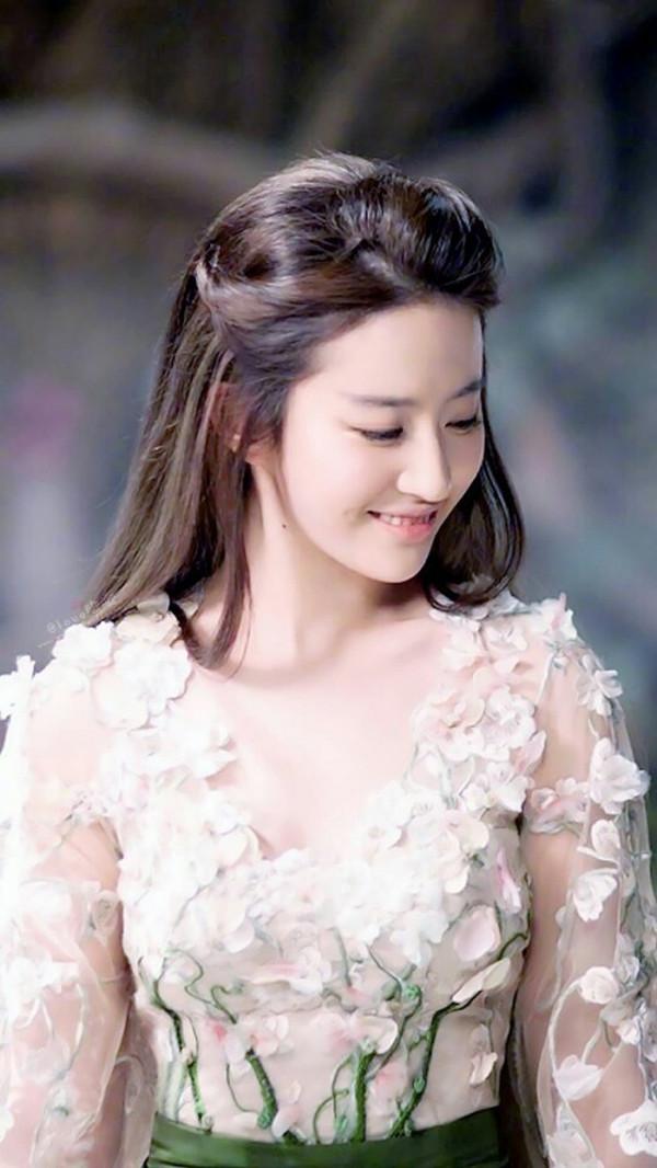 影視劇裡有“第一美人”的5位角色,是實至名歸,還是尬吹? 影視劇裡有“第一美人”的5位角色,是實至名歸,還是尬吹?