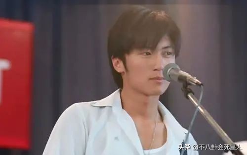 十大混血男星20年顏值變化,有人40歲滿臉皺紋,有人50歲不顯老 十大混血男星20年顏值變化,有人40歲滿臉皺紋,有人50歲不顯老