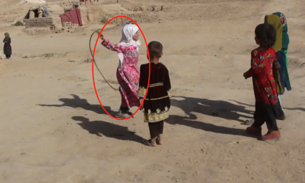 CNN關注阿富汗家庭賣9歲女兒給55歲大爺,塔利班回應 CNN關注阿富汗家庭賣9歲女兒給55歲大爺,塔利班回應