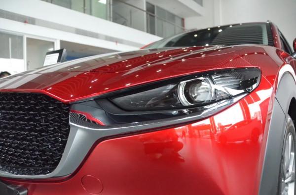 007探店：配置升級 還是運動範 到店實拍長安馬自達2021款CX-30