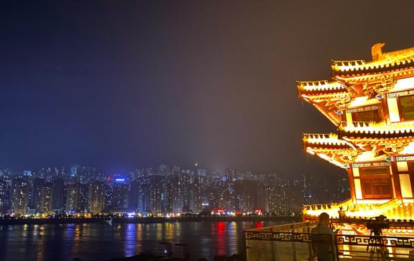 涪陵版的洪崖洞,爻裡小鎮,“爻”字有多少人會讀? 涪陵版的洪崖洞,爻裡小鎮,“爻”字有多少人會讀?