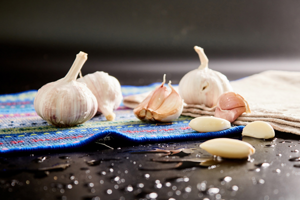 有乙肝不能吃大蒜，是真是假？乙肝患者的飲食禁忌，此文講清楚