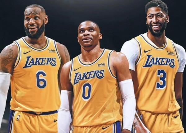 湖勇大戰,老詹威少欲完成首秀!想捏軟柿子,可沒那麼容易 湖勇大戰,老詹威少欲完成首秀!想捏軟柿子,可沒那麼容易