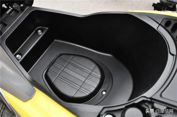 生活不止眼前的田野,還有遠方的風——大陽ADV150測評 生活不止眼前的田野,還有遠方的風——大陽ADV150測評