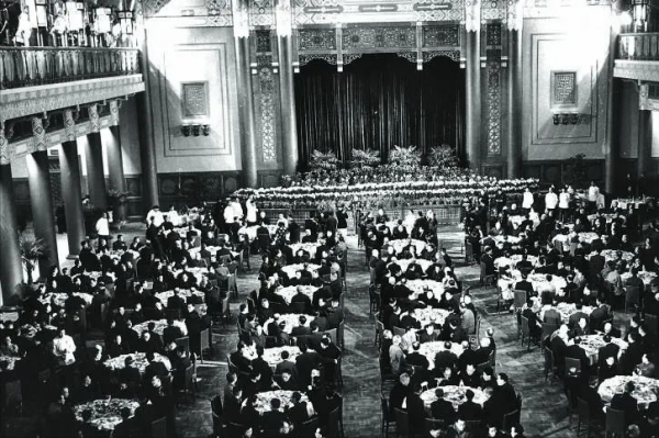 “開國第一宴”選單曝光,很難想象,竟是這些簡單菜品 “開國第一宴”選單曝光,很難想象,竟是這些簡單菜品